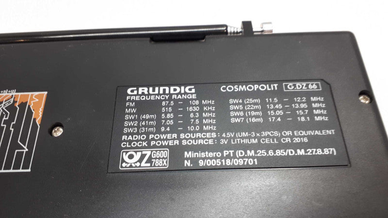Grundig Cosmopolit 9 Bands Portable Radio Cassette Recorder &