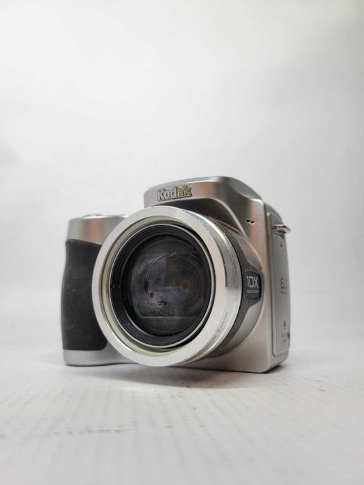Kodak Easyshare Z650 LCD Digital Camera 6.1 MP 10X Optical Zoom (AS-IS)