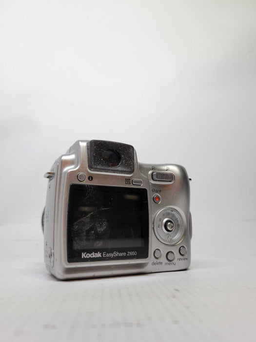Kodak Easyshare Z650 LCD Digital Camera 6.1 MP 10X Optical Zoom (AS-IS)
