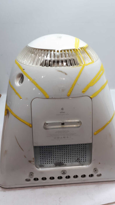 Apple eMac A1002 1.25GHz PowerMac - 256MB Vintage &
