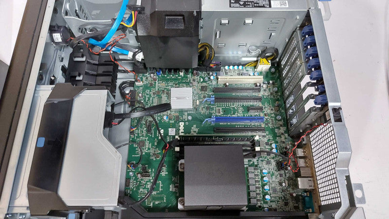 Dell precision T5810 workstation Xeon E5-1607 V3 / 8gb DDR4 / READ #