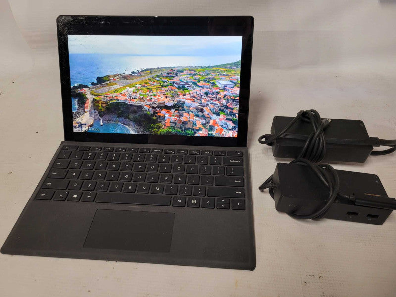 Microsoft Surface Pro 7 (A1866) - i7-1065G7, 16GB RAM, 256GB SSD - READ