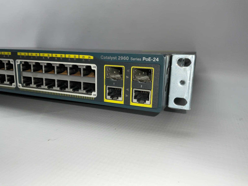 Cisco WS-C2960-24PC-L V04 24 port Gigabit PoE Managed Network Switch  -
