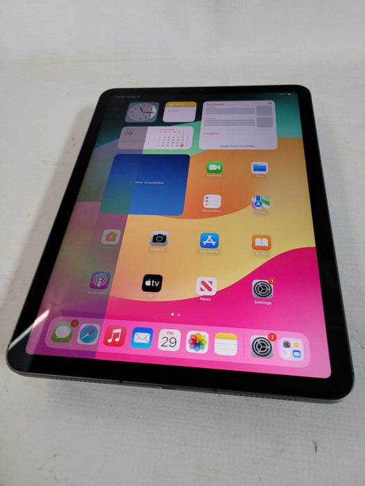 Apple iPad Air 4th Gen 256GB (A2324) - READ