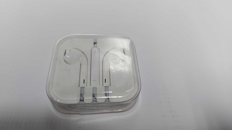New Sealed apple earbuds 1st generation #