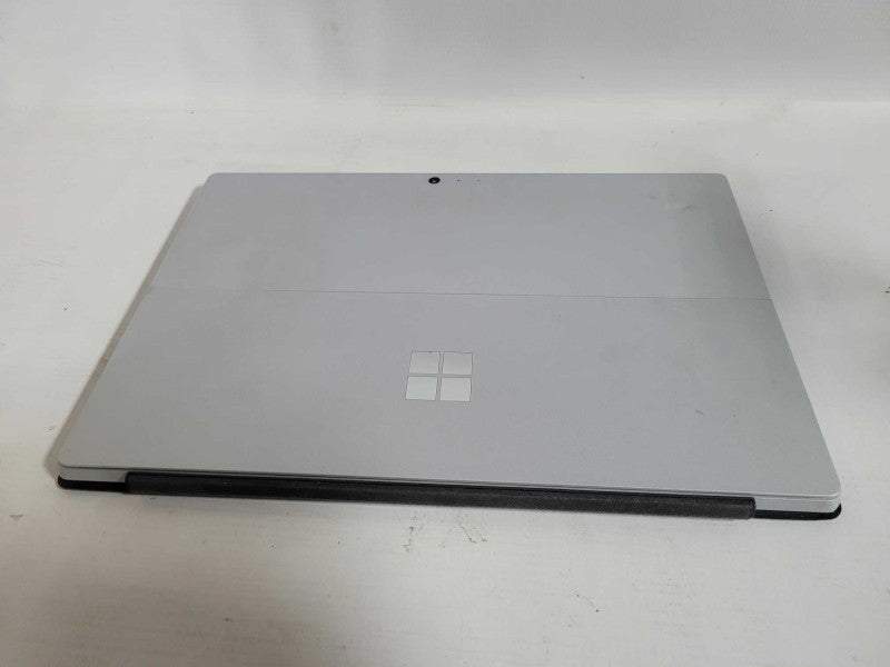 Microsoft Surface Pro 4 - i7-6650U, 8GB RAM, 256GB SSD
