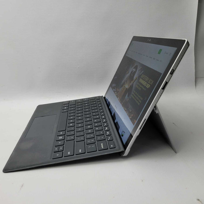Surface Pro 4 Intel Core i7-6650U @2.20GHz 16GB RAM & 256GB Strage  -