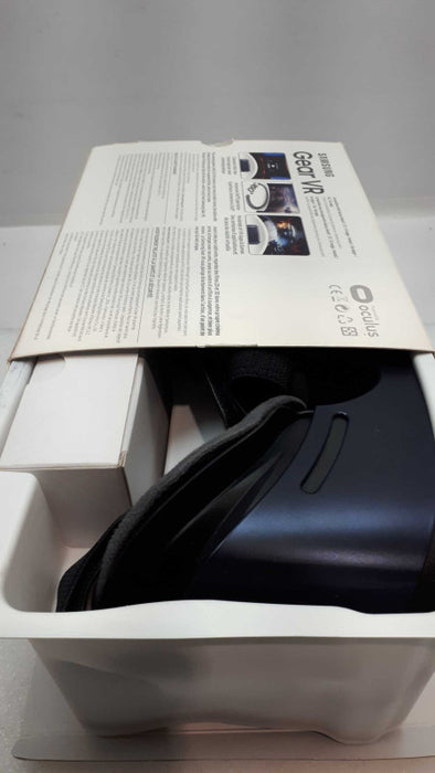 Samsung Gear VR Headset SM-R323NBKAXAC &