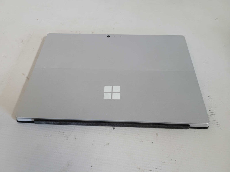 Microsoft Surface Pro 5 (1796) - i7-7660U, 8GB RAM, 256GB SSD