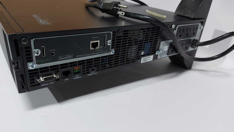 APC Smart-UPS RT 2200 W/ AP9630 interface card - READ #