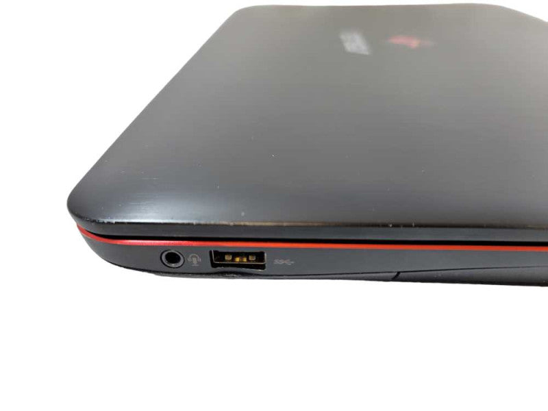 ASUS ROG G551J i7-4710HQ, 8 GB DDR3, 2GB GeForce GTX 860M, 750GB HDD