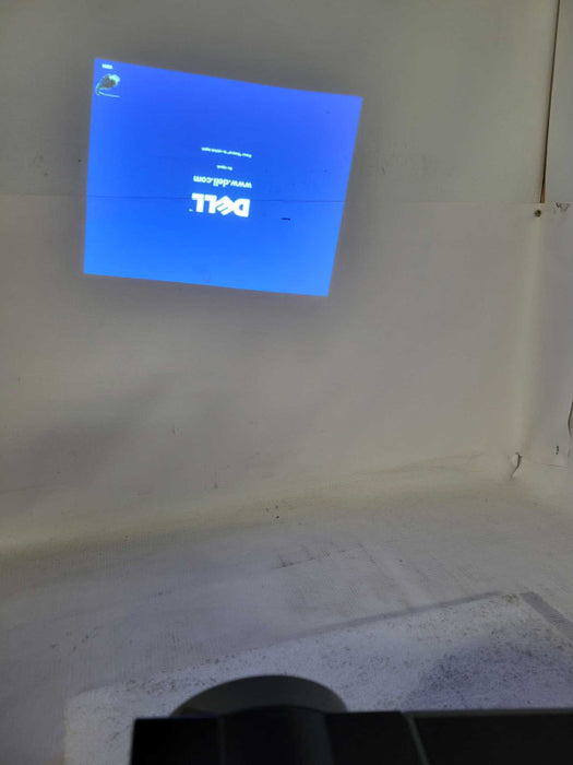 Dell 1510x Portable DLP Projector 3500 ANSI Lumens 1080p !