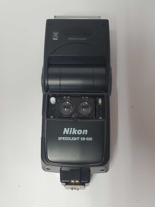 Nikon Speedlight SB-600 Camera Flash Unit (AS-IS) |
