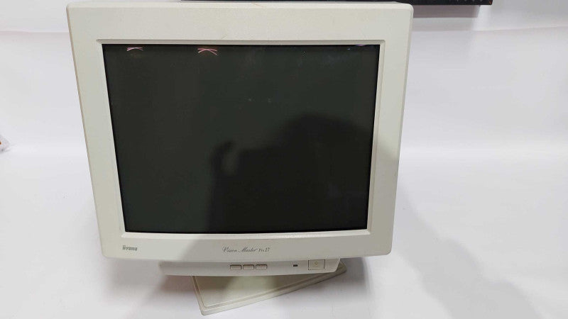 IIyama Vision Master pro 17 vintage 17\\" CRT Monitor white - READ #