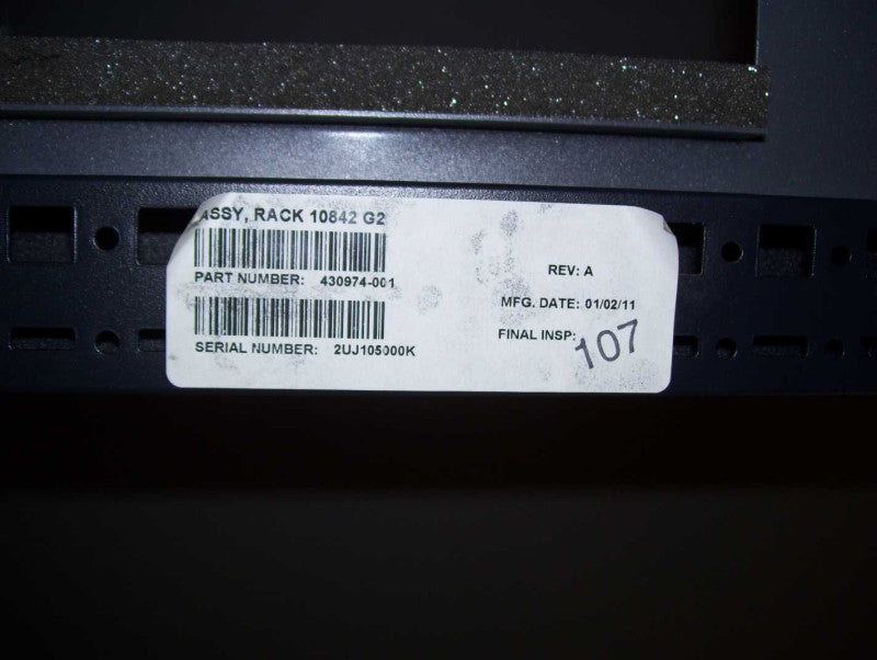 HP 430974-001 10842 Gen2 42U RACK + 2 x APC AP8941 PDUs  *
