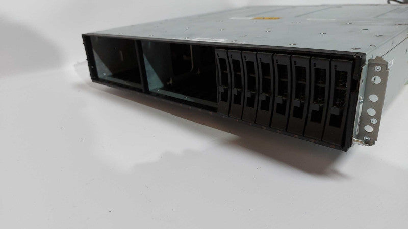 IBM Storwize V5000 Array 2x Nodes 01AC370 - READ Q#