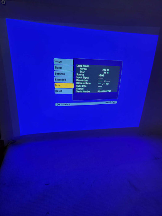 EPSON EX5210 Home Cinema Projector - HDMI VGA with Remote !