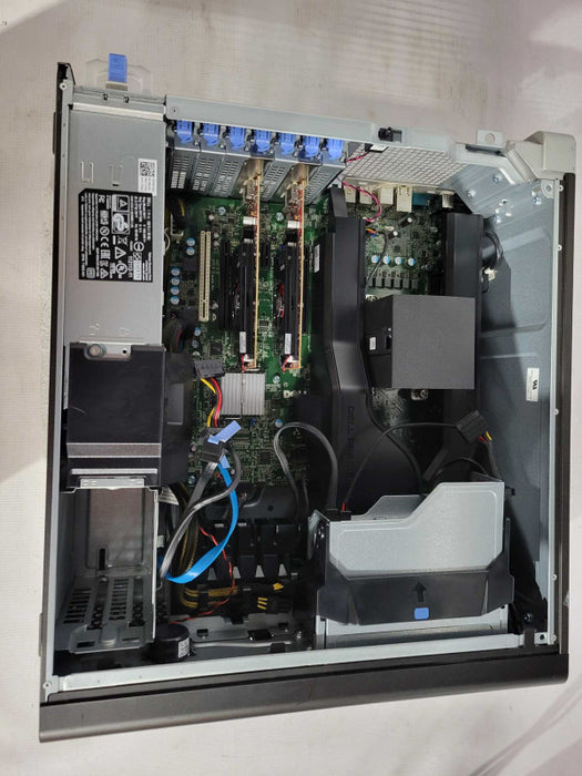 Dell Precision T5810 - Xeon E5-1650v3 @ 3.5GHz, 64GB DDR4 2x AMD W2100 !
