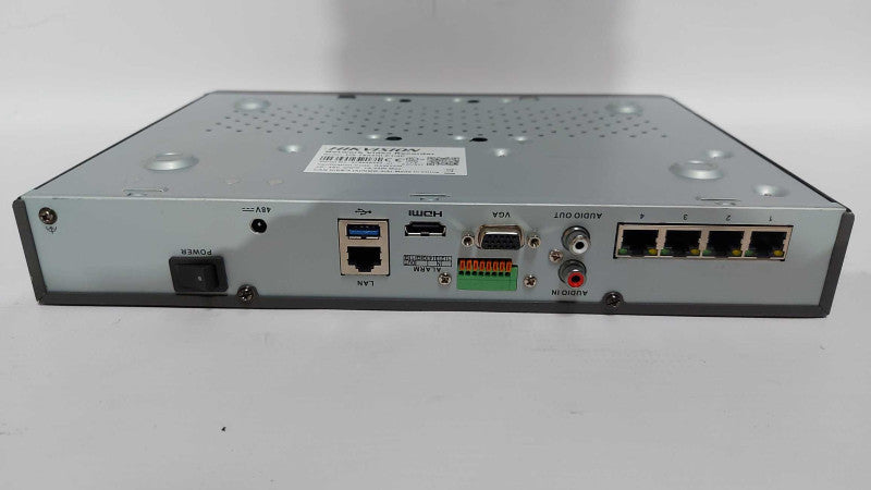 Hickvision Network Video Recorder DS-7604NI-E1/4P - READ #