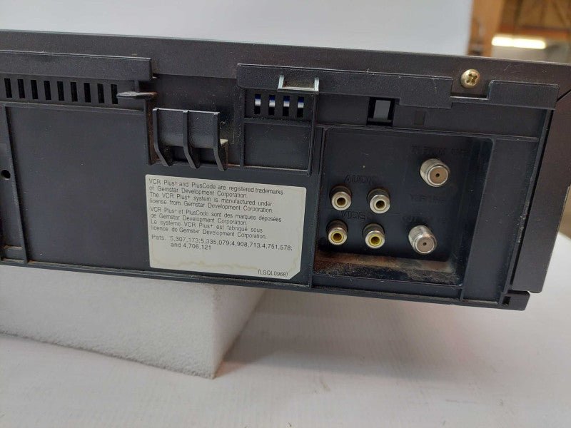Panasonic VHS Player 4 Head OmniVision Made in Japan Model: PV-V4020-K