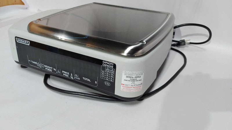 HOBART-QUANTUM PROGRAMMABLE COMMERCIAL WEIGHT SCALE w/LABEL PRINTER, READ #