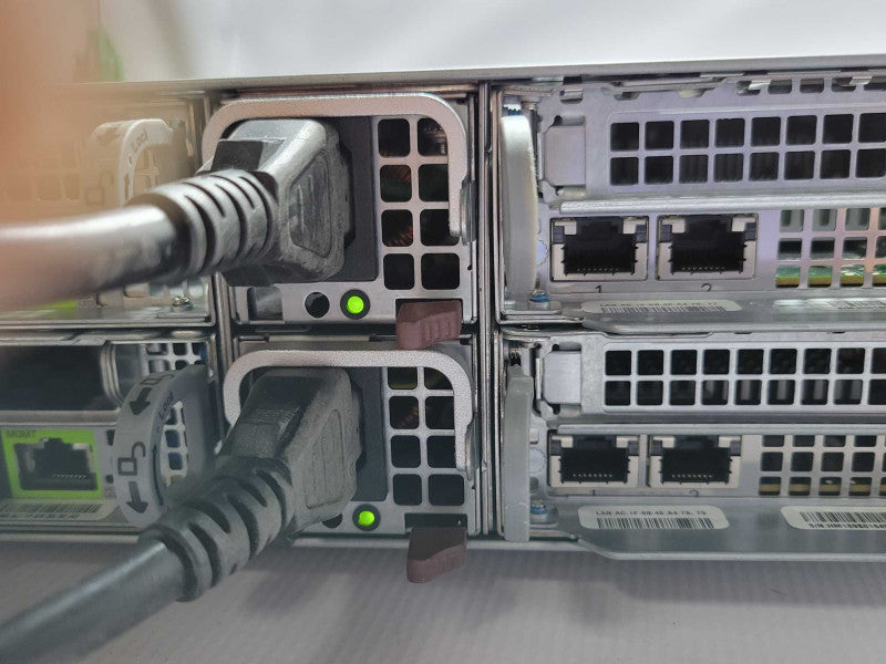 Nutanix NXS2U4NL12G600 4-Blade system, with 3x Blade servers, See detail _