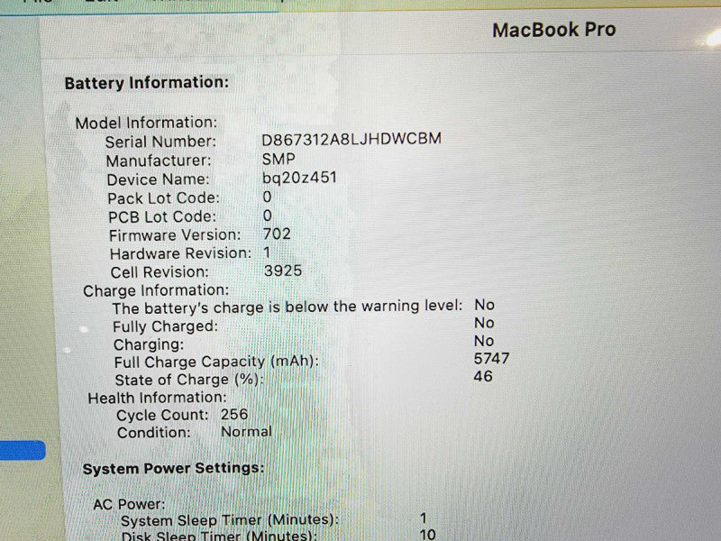 Apple Macbook Pro 2017 13\\" Core i7-7820HQ @ 2.9GHz 16GB DDR3 1TB SSD (