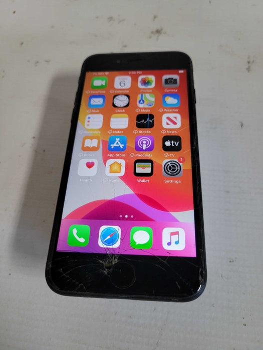 Apple iPhone 7 32GB (A1778) - READ