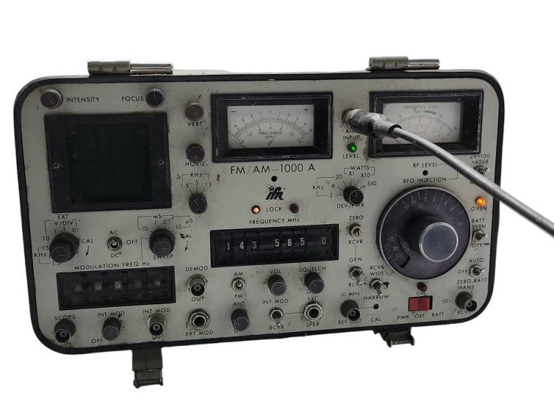 IFR FM/AM 1000A Service Monitor, Powers on, READ _