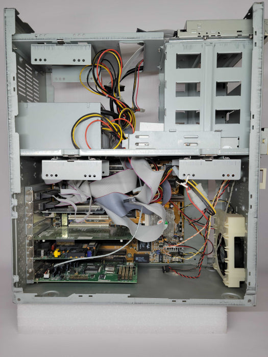 Vintage PC - Pentium-S 133Mhz | 48MB RAM | NO HDD | ATI MACH64 + More