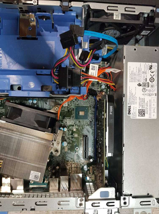 Dell Precision 3420  Tower E3 -1270 V5 16GB DDR4  RaM Q