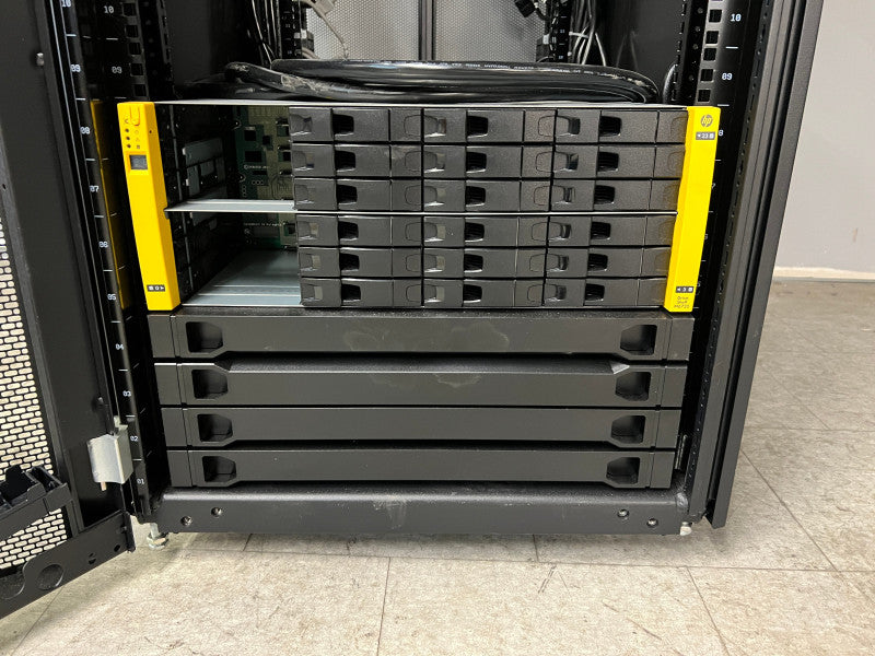 HP Storage 42U Server Rack READ -