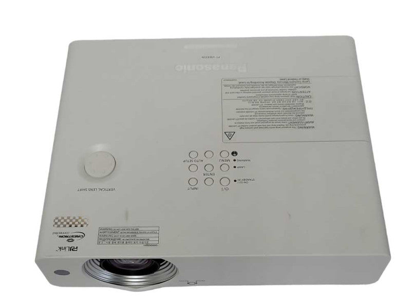 Panasonic PT-VW435NU WXGA LCD Projector 1180 Lamp Hours, NO REMOTE  _