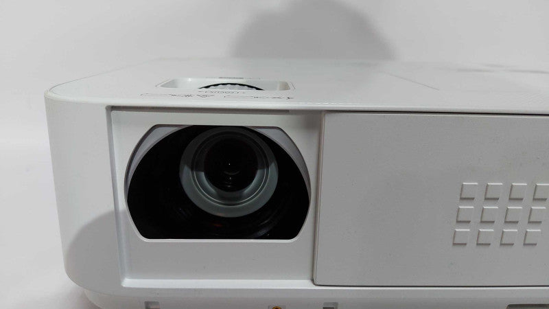 NEC HDML DLP Projector M323X - 3200 Lumens - 661 lamp hours #