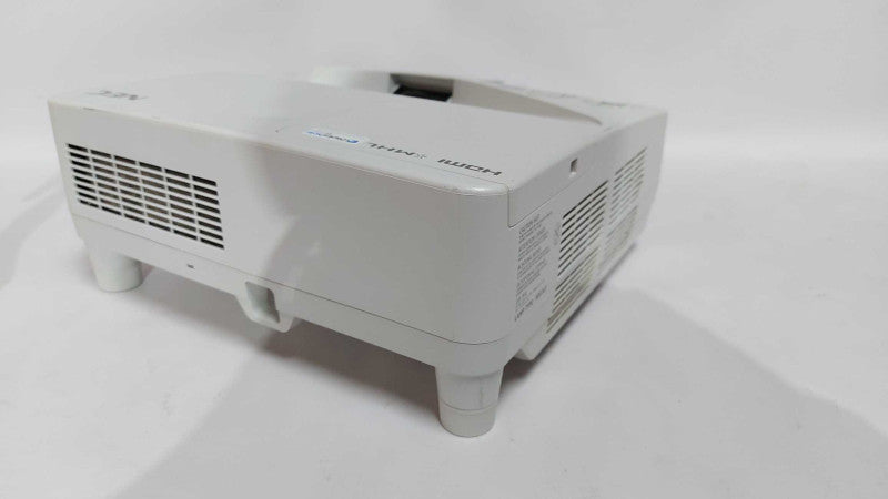 NEC NP-UM351W WXGA UST 3500 Lumen HD Projector - 3658 lamp hours #