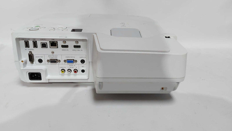 NEC NP-UM351W WXGA UST 3500 Lumen HD Projector - 3658 lamp hours #