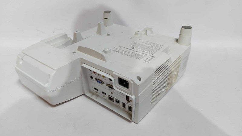 NEC NP-UM330W 3LCD Projector Ultra Short Throw 3300 Lumens HDMI 1080p #