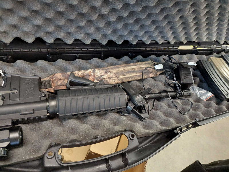 King Arms AirSoft Gun, Sporting Goods with Hard Case Scope Nozzle, 3 Mags