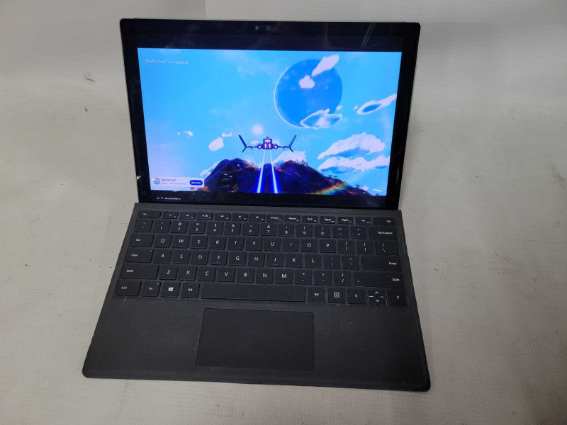 Microsoft Surface Pro 4 (1724) - i5-6300U, 4GB RAM, 128GB SSD - READ