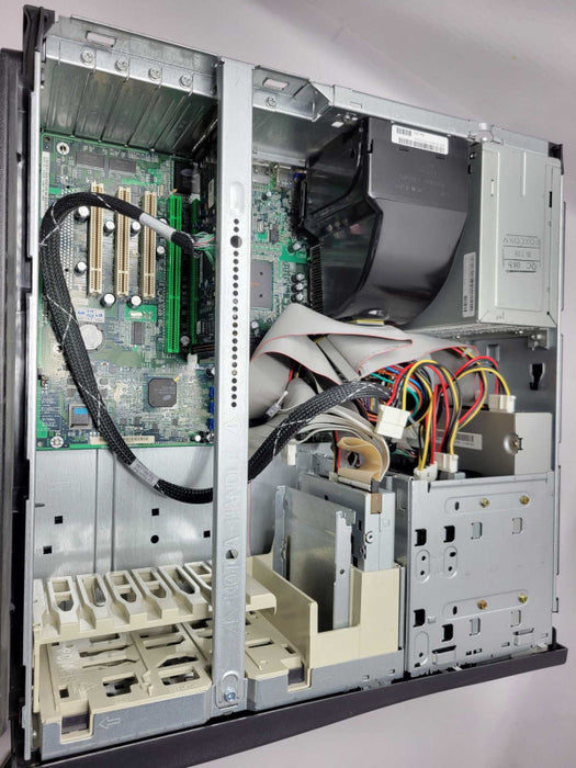 Dell poweredge 500SC Pentium III 1000Mhz, 128MB ECC SDRAM, No HDD _