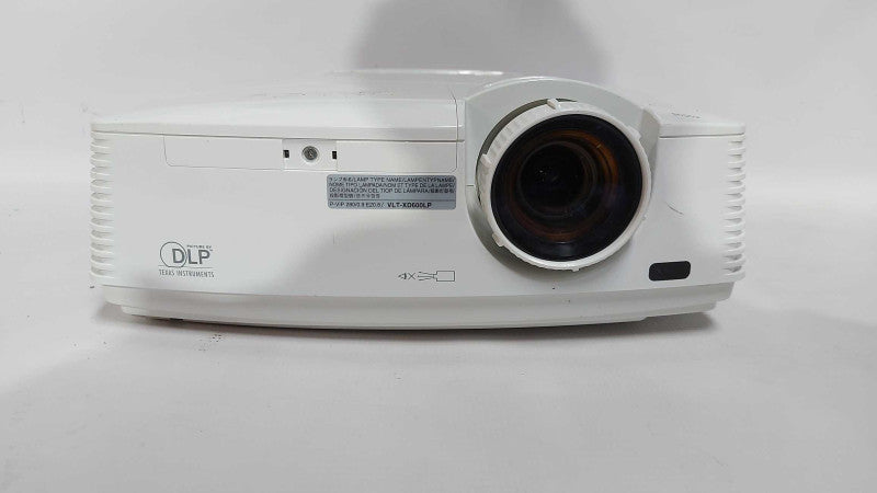 mitsubishi FD630U DLP Projector 4000 ANSI Professional Full HD 1080p HDMI #