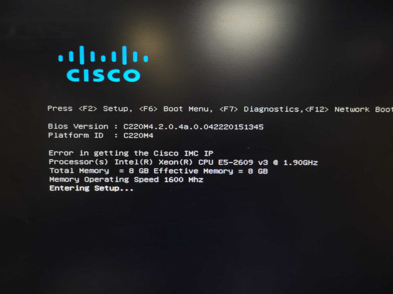 Cisco C220M4, 1x Xeon E5-2609v3 1.9GHz, 8GB RAM, MRAID12G, 1x PSU, 2.5\\" _