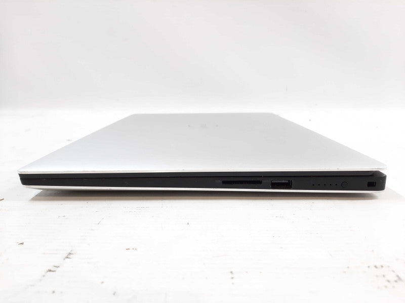 Dell Precision 5530 i7-8850H@ 2.60GHz, 32GB DDR4, 1TB NVMe P2000 NVIDIA 4GB