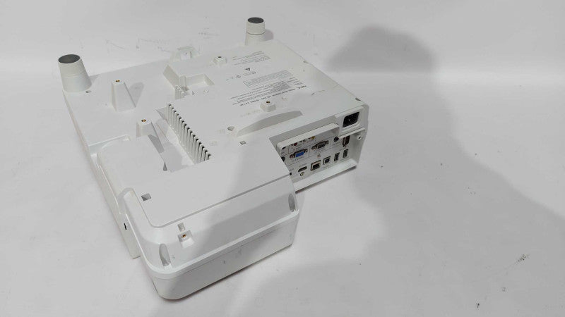 NEC UM351W 3500 LUMENS WXGA ULTRA SHORT THROW (UST) Projector 697H #