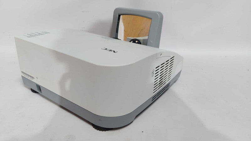 NEC NP-U300X DLP Projector Ultra Short Throw 3000 ANSI  #