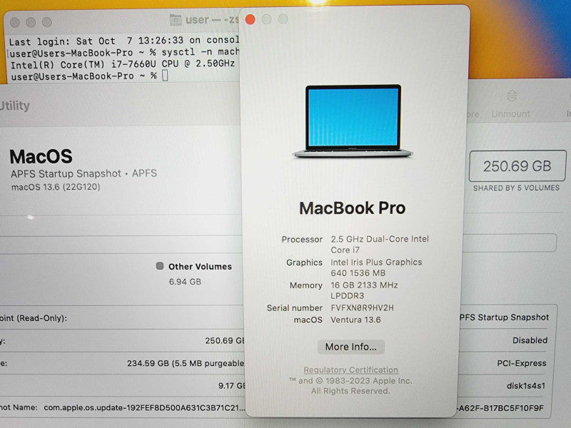 Apple Macbook Pro 2017 13\\" Core i7-7660U @ 2.5GHz 16GB DDR3 250GB SSD [Read] (