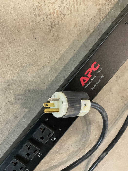 APC Rack PDU, Basic, Zero U, 20A, 120V, (24)5-20 -