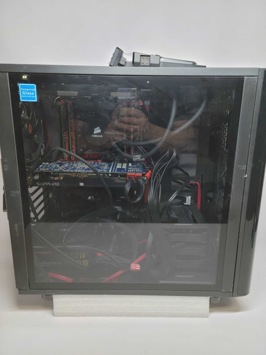 Intel Core i7-5960X | 32GB DDR4 | Radeon R9 280X 3GB | Water Cooling