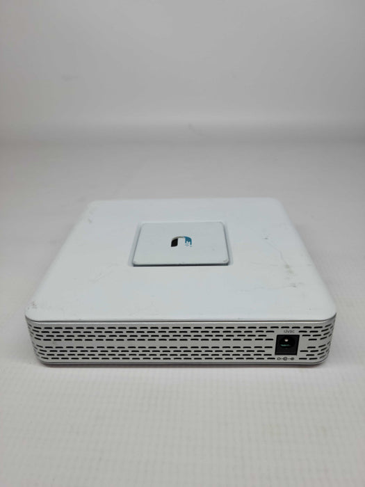 Ubiquity UniFi Security Gateway Q
