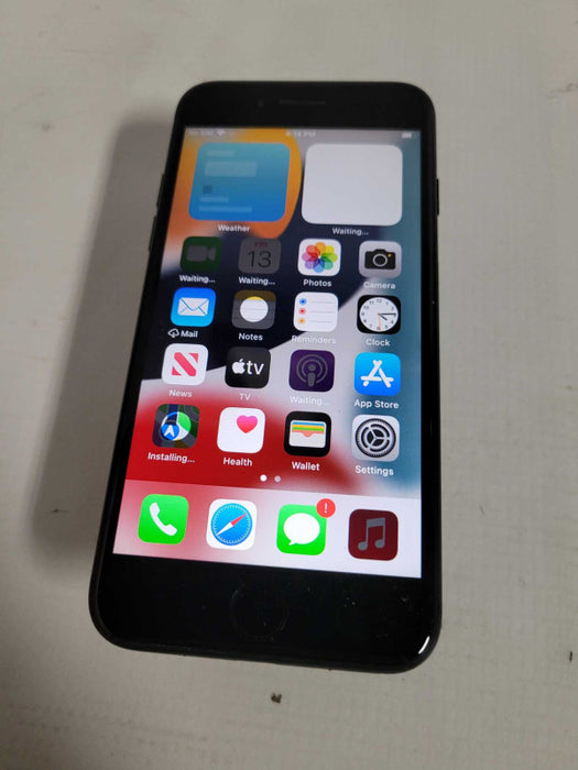 Apple iPhone 7 128GB (A1778) - READ